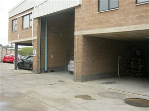 232 m² Industrial space in Briardene
