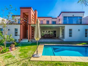 5 Bed House in Eagle Canyon Golf Estate