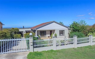 3 Bedroom House in Scheepers Heights