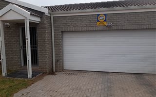 3 Bedroom House in Vredenburg