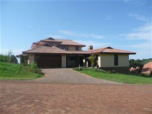 5 Bed House in Leisure Bay