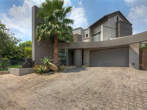 4 Bed House in Woodmead