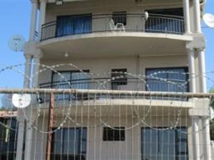 13 Bed Apartment in Imbali