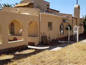 12 Bed House in Benoni Central