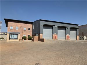 640 m² Industrial space in Monavoni