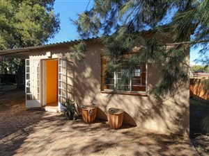 1 Bed Apartment in Waterval Estate