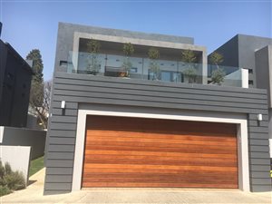 3 Bed Townhouse in Bryanston East