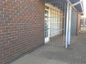 3 Bed House in Vanderbijlpark CE2
