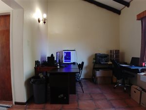 1 Bed Garden Cottage in Three Rivers