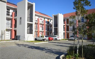 2 Bedroom Apartment in Buh Rein Estate