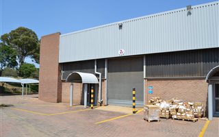 544 m² Industrial space in Halfway House