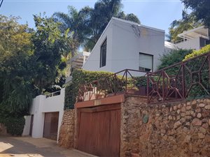 4 Bed House in Kosmos