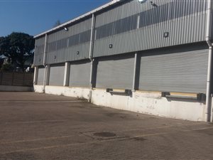 5500 m² Industrial space in Jacobs