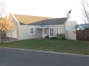 3 Bed House in Zevenzicht