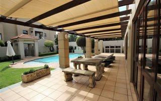 2 Bedroom House in Sunninghill