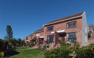 3 Bedroom Duplex in Fish Hoek