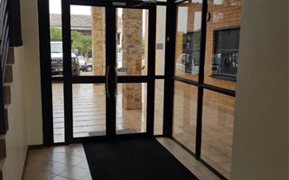 Industrial space in Hazeldean (Silverlakes Surroundings)