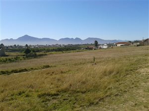 8648 m² Land available in Thembalethu