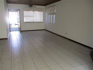 3 Bed House in Glenanda