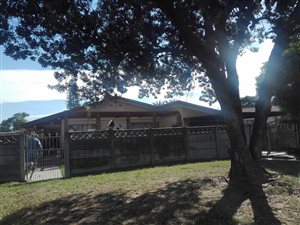 3 Bed House in Belmont Park