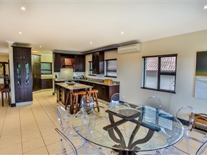 4 Bed Duplex in Zimbali