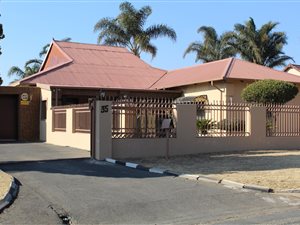 3 Bed House in Witpoortjie