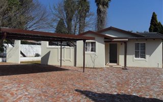 3 Bedroom House in Strubens Valley