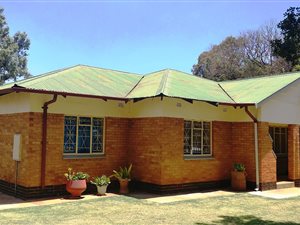 2 Bed House in Lilianton