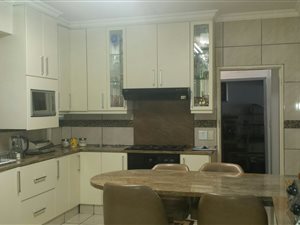 4 Bed House in Actonville