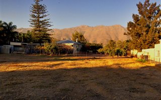 545 m² Land available in Porterville