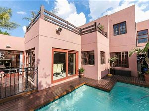 5 Bed Cluster in Orchards