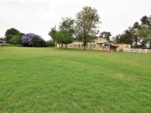 1.7 ha Smallholding in Randfontein