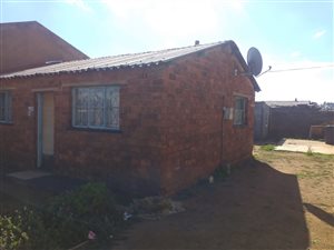 2 Bed House in Naledi
