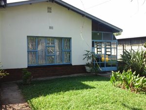 4 Bed House in Hermanstad