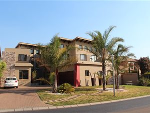 5 Bed House in Eldo Meadows