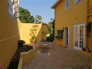 4 Bed House in Morningside