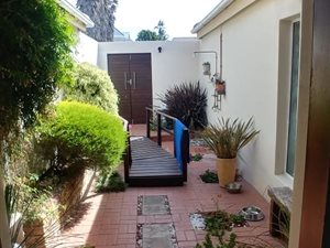 3 Bedroom House in Yzerfontein