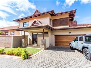 4 Bed Duplex in Izinga Estate