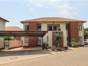 2 Bed Townhouse in Pretorius Park