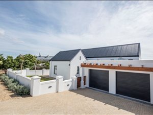 4 Bed House in Croydon Olive Estate