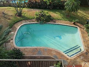 1 Bed Garden Cottage in Bluff