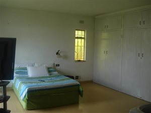 1 Bed Garden Cottage in Westdene