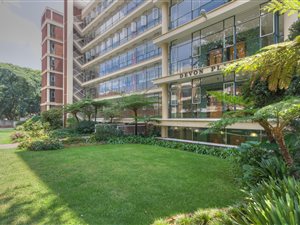 2 Bed Apartment in Riviera