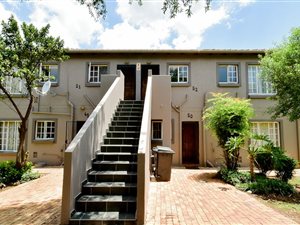 2 Bed Apartment in Wilgeheuwel