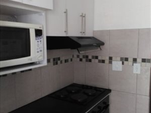 3 Bedroom House in Elsies River