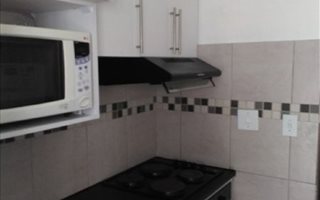 3 Bedroom House in Elsies River