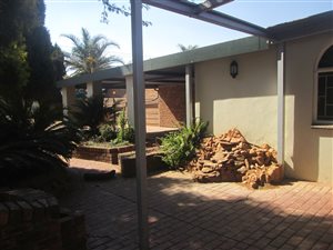 3 Bed House in Rayton