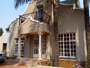 6 Bedroom House in Monument Park
