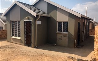 3 Bedroom House in Cosmo City