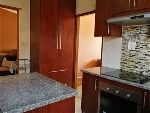 4 Bed Duplex in Buffalo Flats